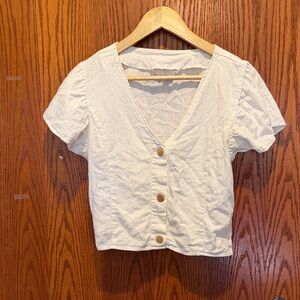 Vanilla Star Cream Short Sleeve Button-Front V-Neck Top